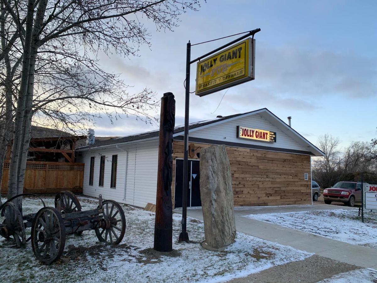 Jolly Giant Pub & Motel Willow Bunch 외부 사진