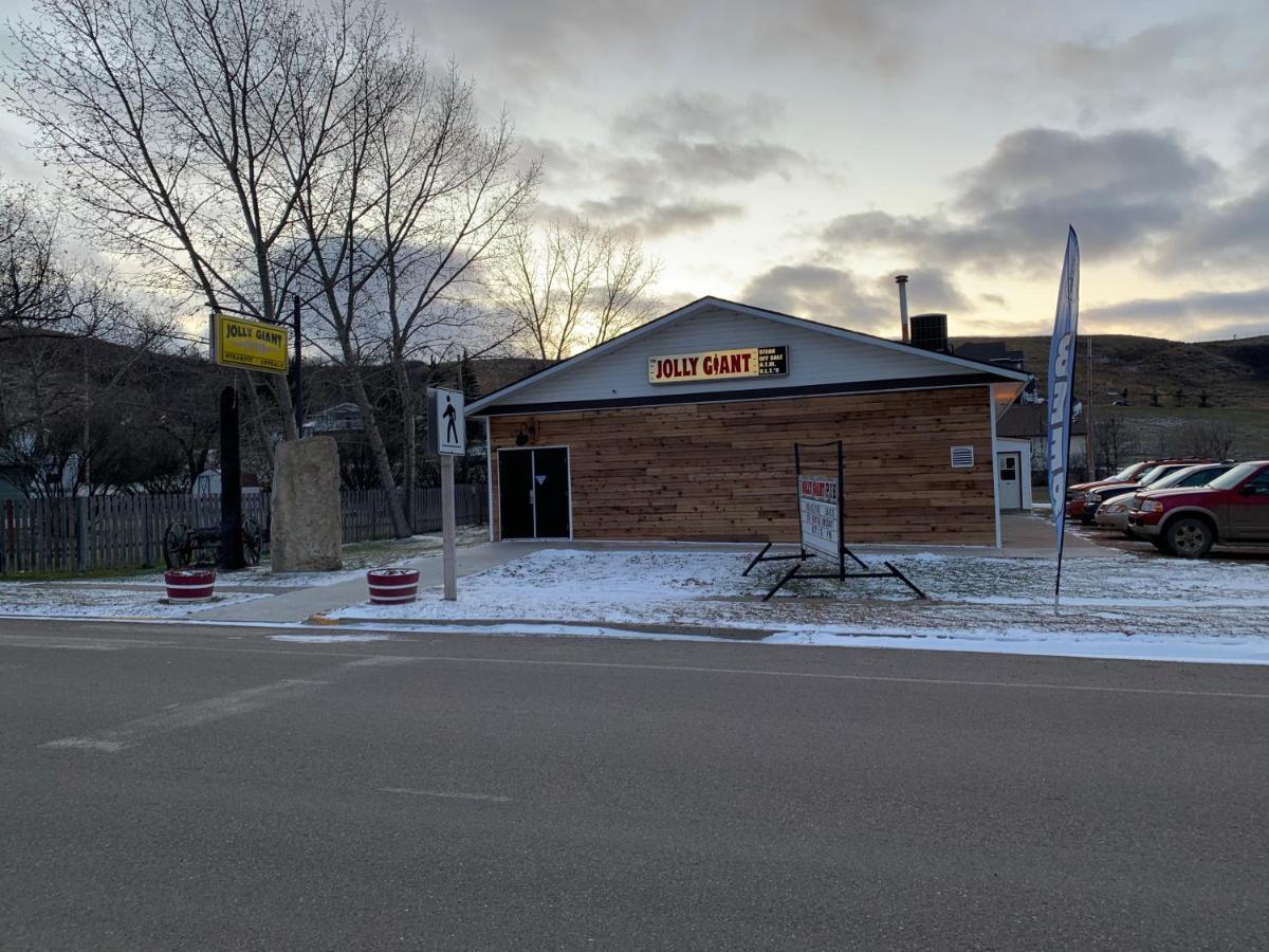 Jolly Giant Pub & Motel Willow Bunch 외부 사진